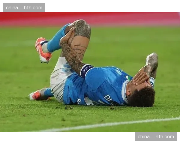 官方确认：那不勒斯与队长迪洛伦佐续约两年，违约金条款被移除