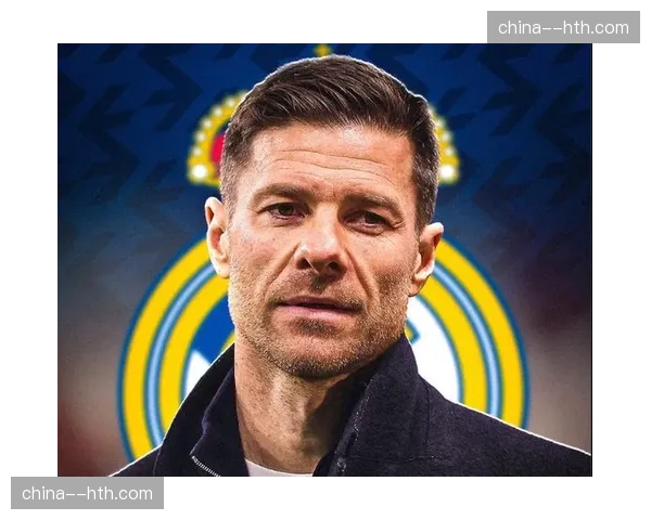 赛前发布会：勒沃库森主帅阿隆索确认，全员健康可出战欧联杯次回合