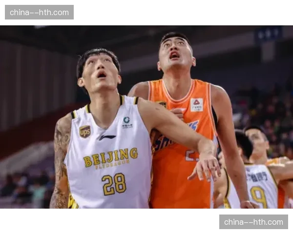 金州女武神签下三届总冠军中锋凯-斯托克斯，补强内线深度